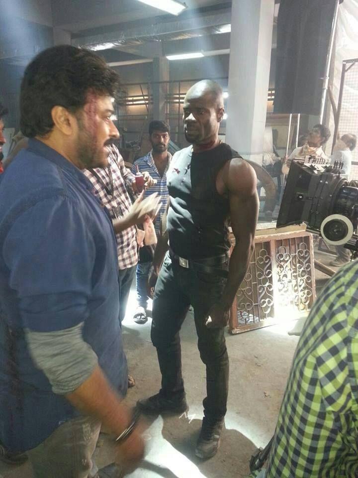 Exclusive Photos Leaked from the sets of Khaidi No 150