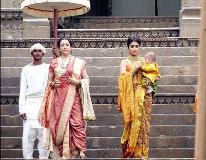 Exclusive Stills from the sets of Gautamiputra Satakarni