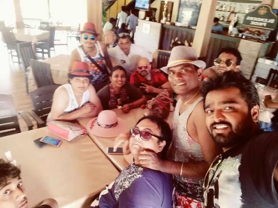 Jabardasth Team in Goa Trip Photos