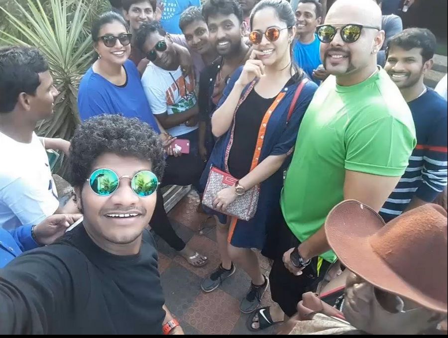 Jabardasth Team in Goa Trip Photos