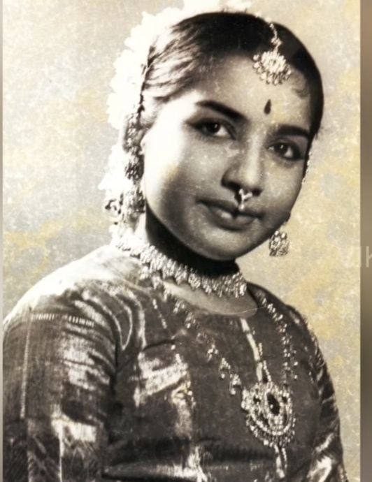 Jayalalithaa NEVER SEEN Photo Collection