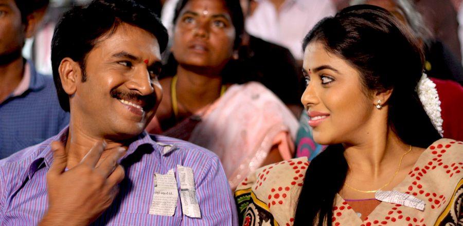 Jayammu Nischayammu Raa Movie New Stills