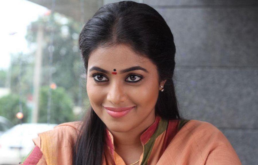 Jayammu Nischayammu Raa Movie New Stills