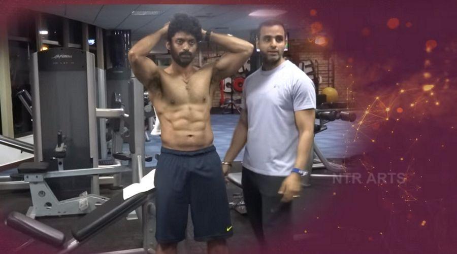 Kalyan Ram Six Pack Workout in GYM Photos