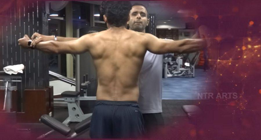 Kalyan Ram Six Pack Workout in GYM Photos
