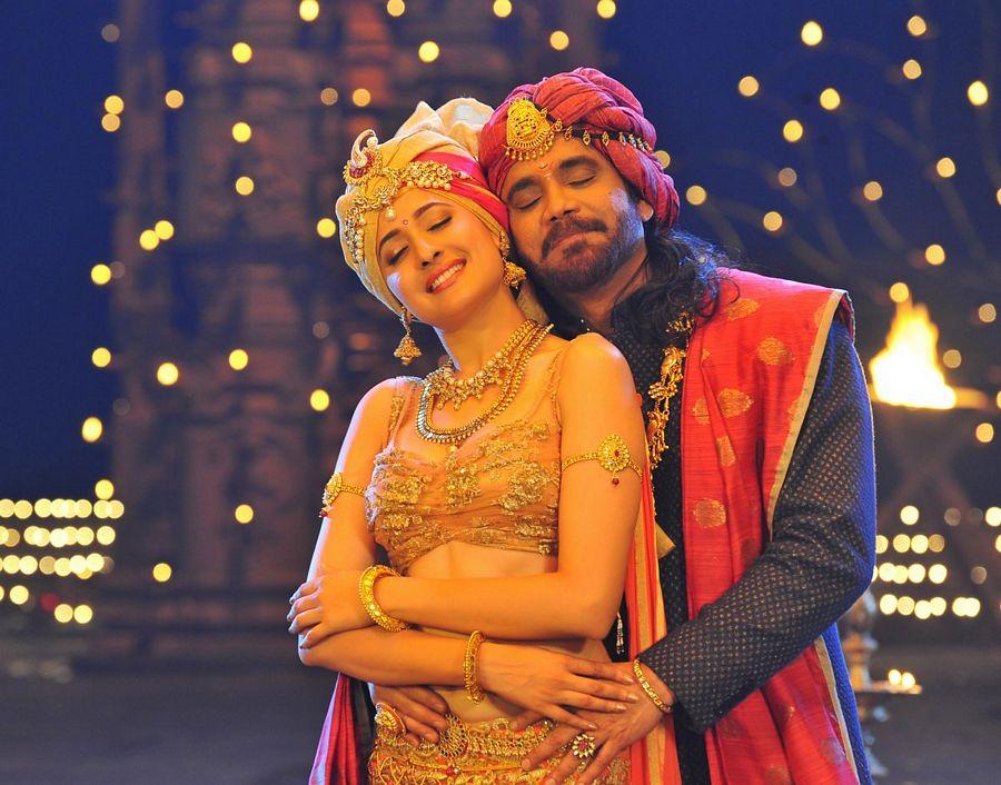 Nagarjuna Om Namo Venkatesaya Movie Latest Stills