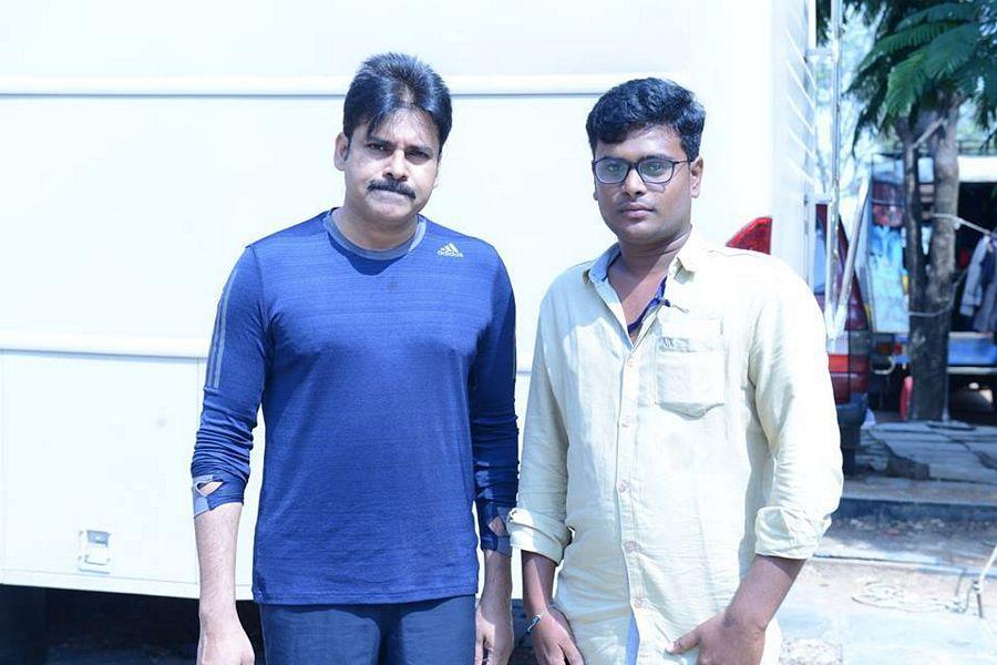 Pawan Kalyan Spot Shooting Locations on the sets of Katamarayudu