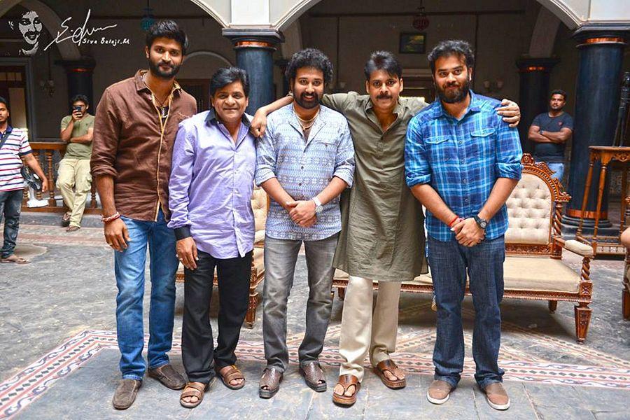 Pawan Kalyan's on the Sets of Katamarayudu Movie