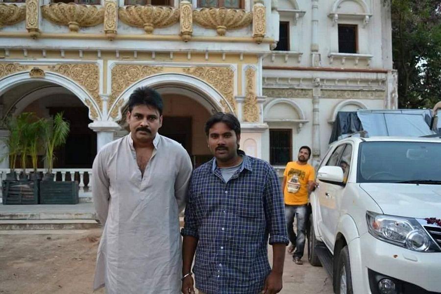 Pawan Kalyan's on the Sets of Katamarayudu Movie