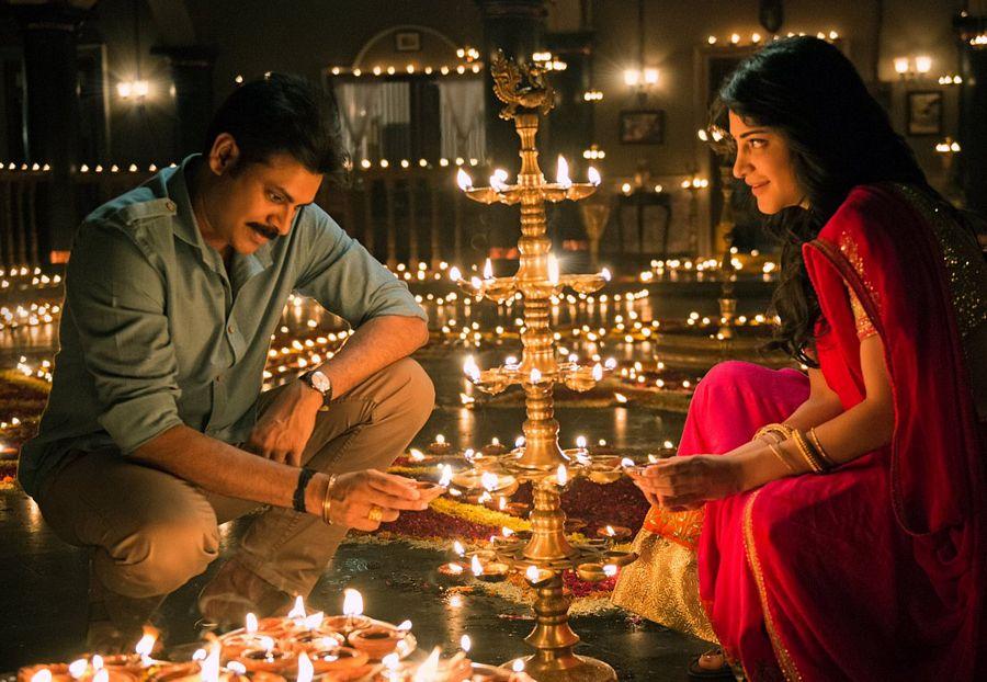 Pawan Kalyan's on the Sets of Katamarayudu Movie
