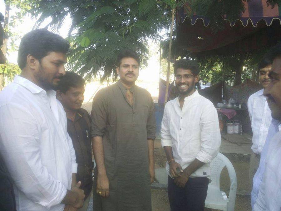 Pawan Kalyan's on the Sets of Katamarayudu Movie
