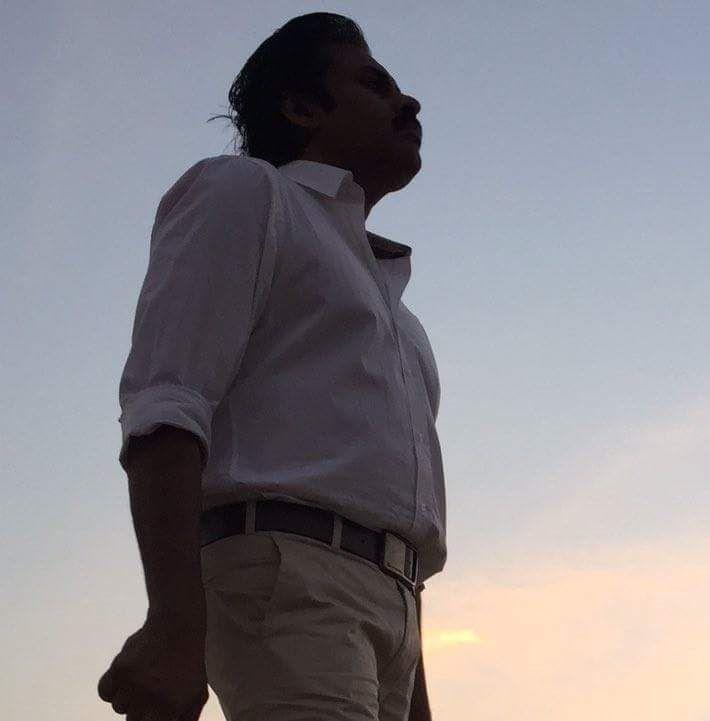 Pawan Kalyan's on the Sets of Katamarayudu Movie