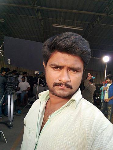 Pawan Kalyan's on the Sets of Katamarayudu Movie