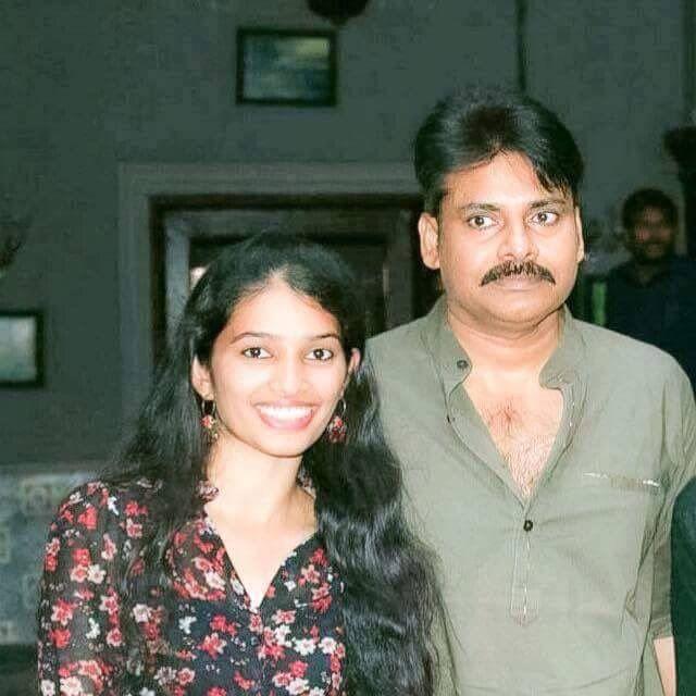 Power Star Pawan Kalyan on the sets Location of Katamarayudu Movie