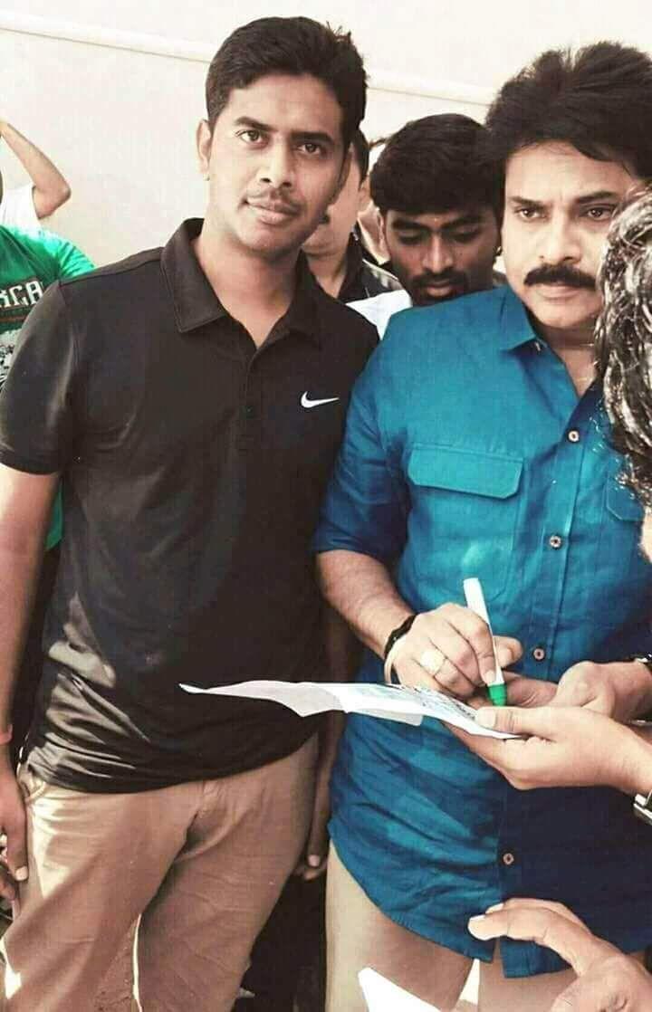 Power Star Pawan Kalyan on the sets Location of Katamarayudu Movie
