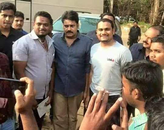Power Star Pawan Kalyan on the sets Location of Katamarayudu Movie