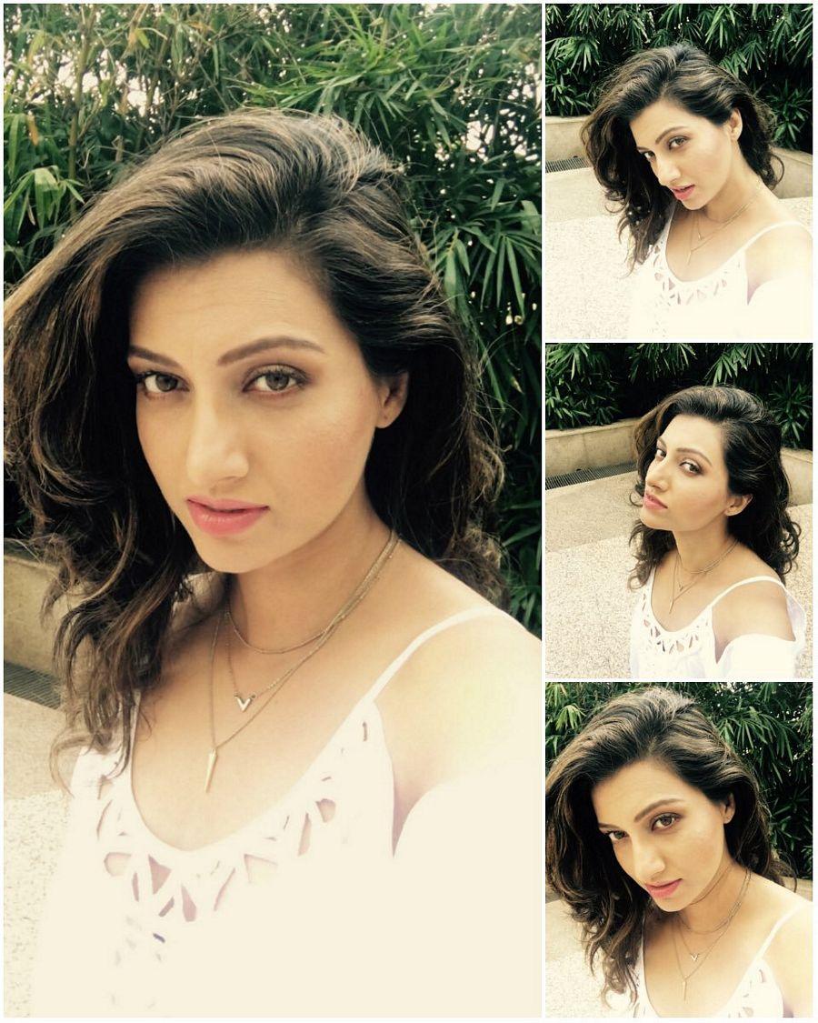 B'day Special: RARE & UNSEEN Photos of Hamsa Nandini