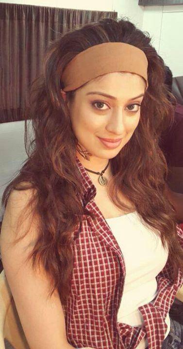 B'day Special: Actress Raai Laxmi Rare & Unseen with Family Photos