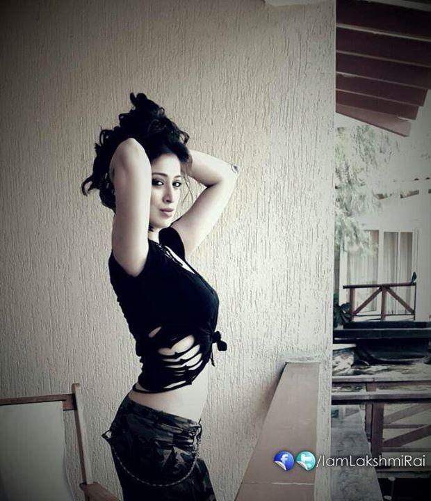 B'day Special: Actress Raai Laxmi Rare & Unseen with Family Photos