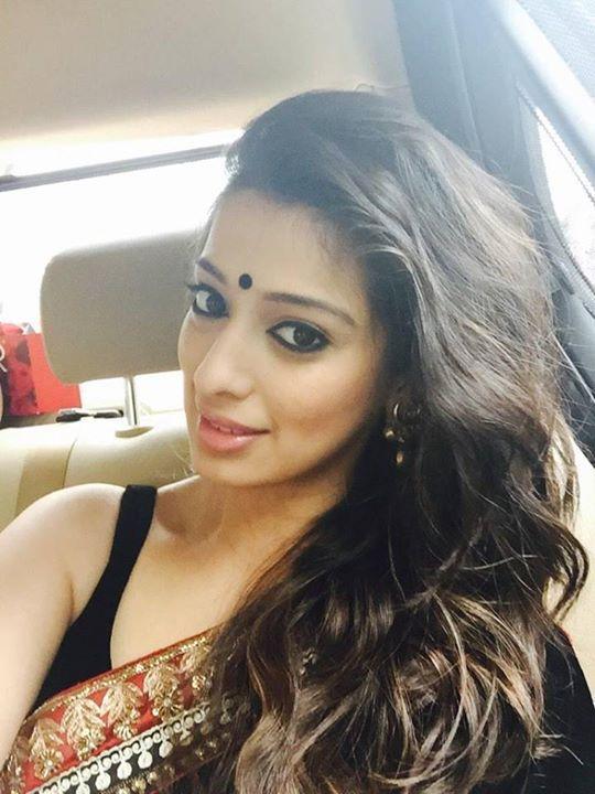 B'day Special: Actress Raai Laxmi Rare & Unseen with Family Photos