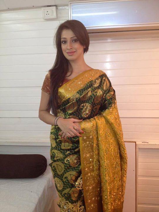 B'day Special: Actress Raai Laxmi Rare & Unseen with Family Photos
