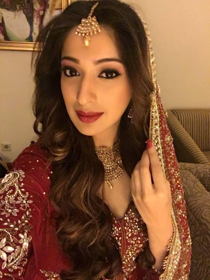 B'day Special: Actress Raai Laxmi Rare & Unseen with Family Photos