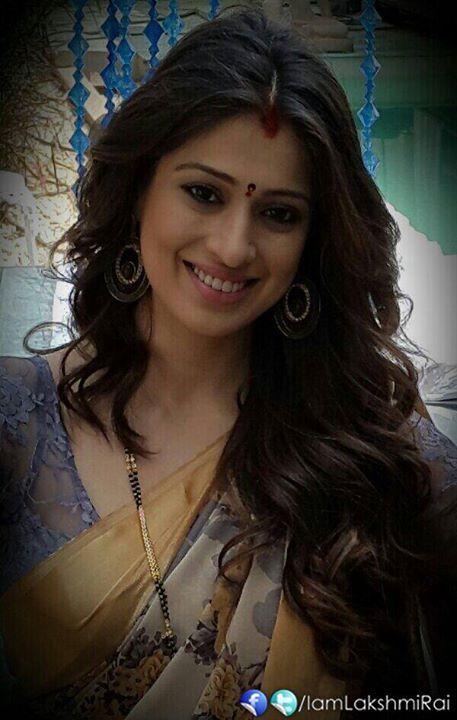 B'day Special: Actress Raai Laxmi Rare & Unseen with Family Photos