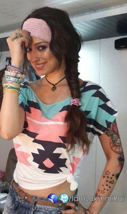B'day Special: Actress Raai Laxmi Rare & Unseen with Family Photos