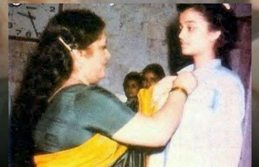 Rare School Life Pics Of Bollywood Celebrities