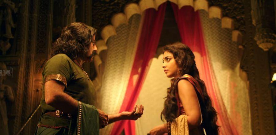 Shriya Saran New Stills in Gautamiputra Satakarni Movie