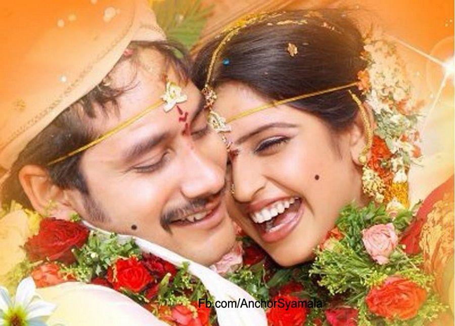 Telugu TV Anchor Shyamala Rare & UNseened Photos