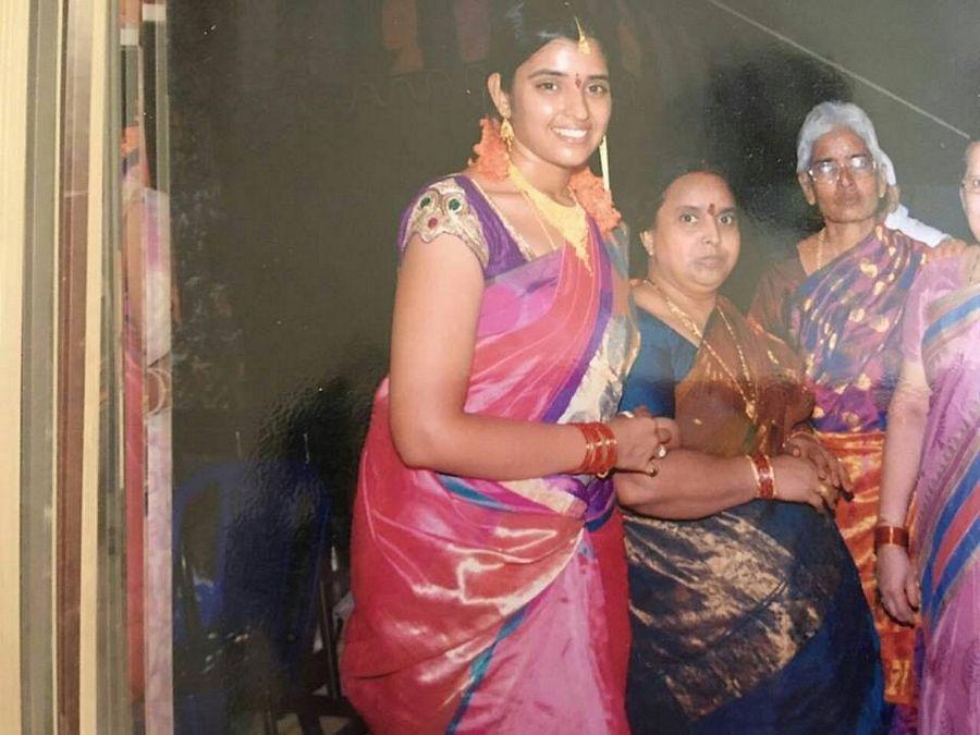 Telugu TV Anchor Shyamala Rare & UNseened Photos