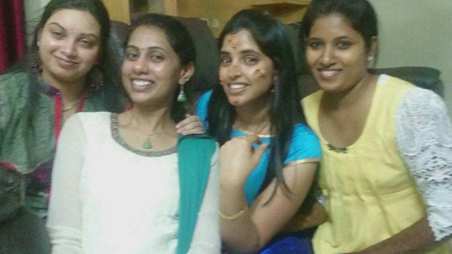 Telugu TV Anchor Shyamala Rare & UNseened Photos