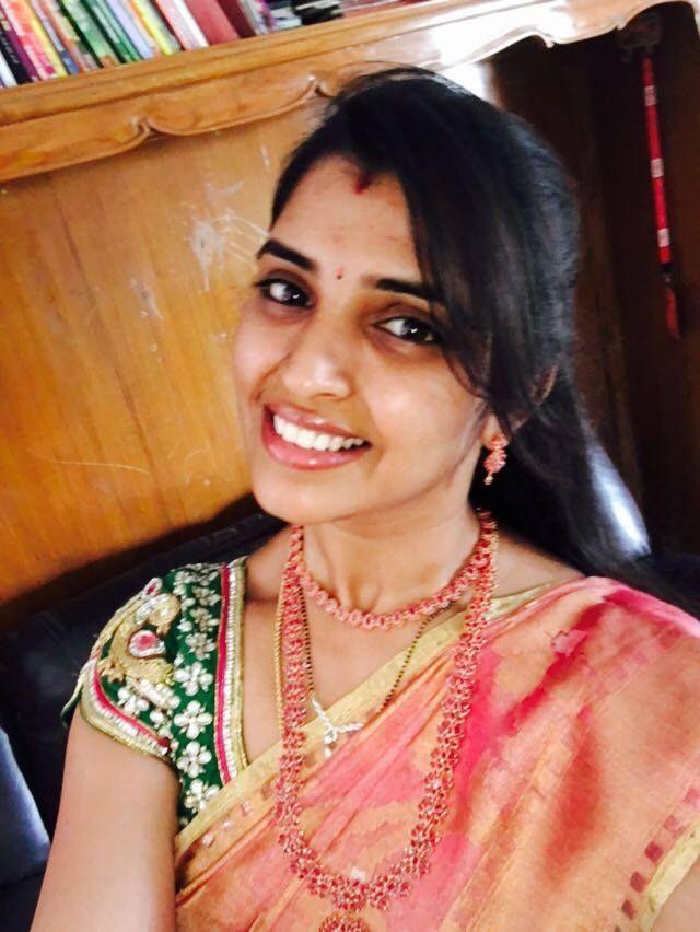 Telugu TV Anchor Shyamala Rare & UNseened Photos