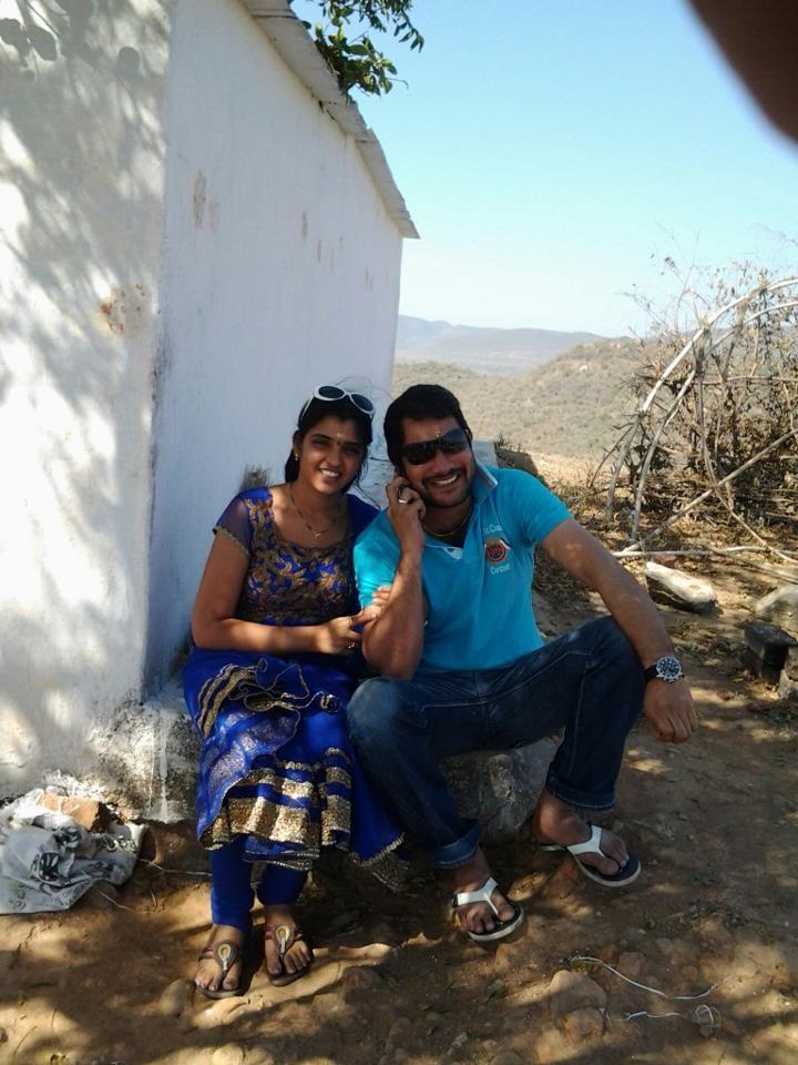 Telugu TV Anchor Shyamala Rare & UNseened Photos