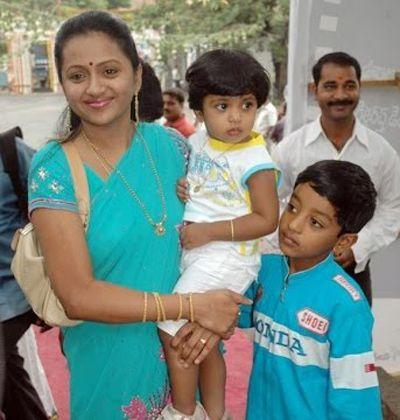 Telugu TV Anchor Suma Kanakala Rare & UNseened Photos