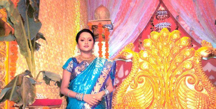 Telugu TV Anchor Suma Kanakala Rare & UNseened Photos