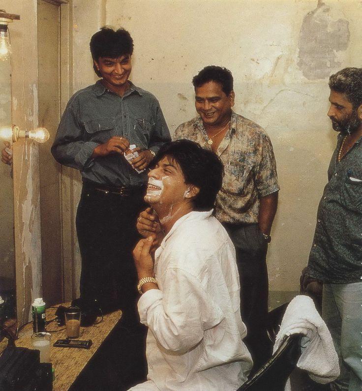 Very Rare & UNSeened Photos of Shahrukh Khan