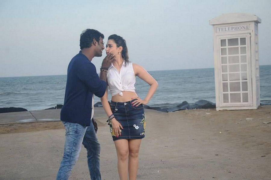 Vishal Okkadochadu Telugu Movie Stills