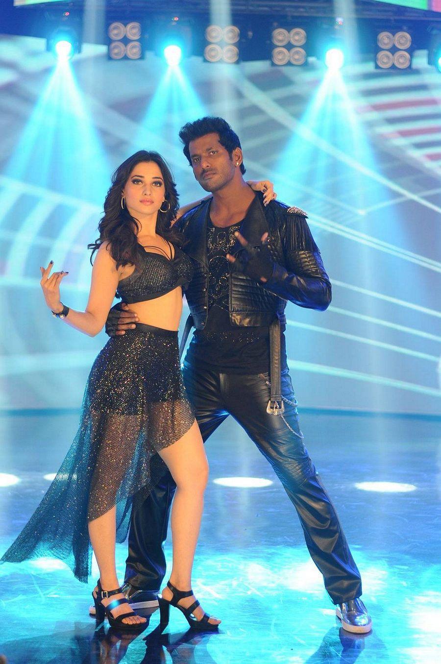 Vishal Okkadochadu Telugu Movie Stills