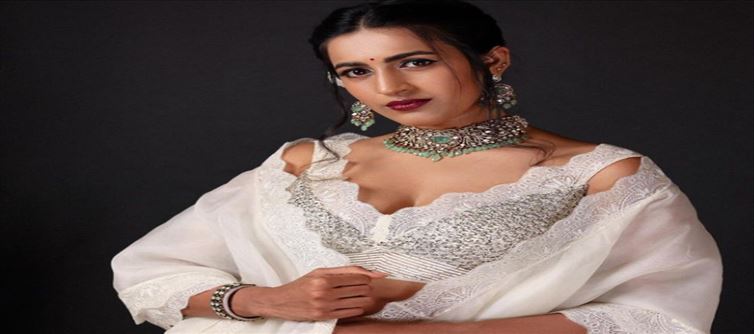 Niharika Dives into Production - Choosing Fresh Faces.!