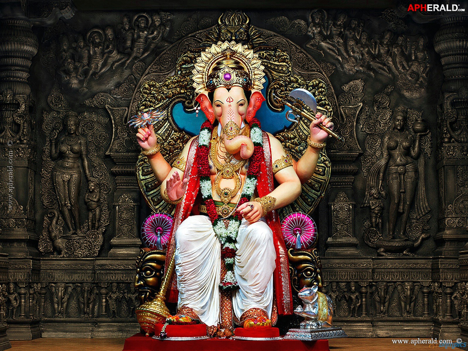 Lord Ganesha Photos