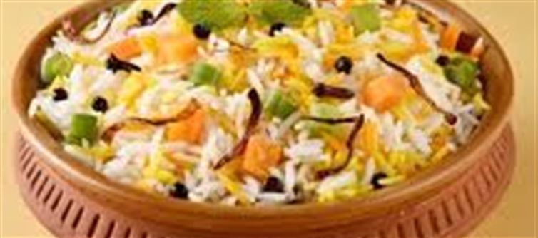 చికెన్ ధమ్ బిర్యానీ వర్సెస్ బోన్ లెస్ చికెన్ బిర్యానీ.. ఏది బెస్ట్.. ఈ విషయాలు తెలుసా?