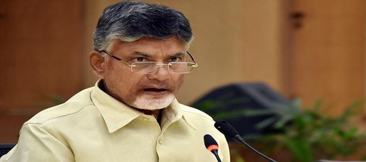 తొక్కిసలాట ఘటన.. చంద్రబాబుకు బిగ్‌షాక్‌ తప్పదా?