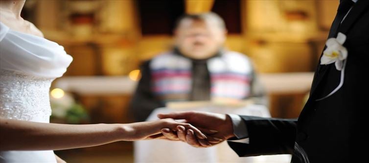 యువతితో పెళ్లికి దొంగ బాబా కుట్ర.. దొరికిపోయాడు?