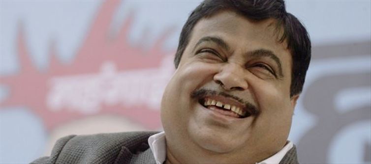 A Congress CM in Gadkari's Office, Hat in Hand — Is Revanth Reddy Trading Party Loyalty for Telangana's Roads?