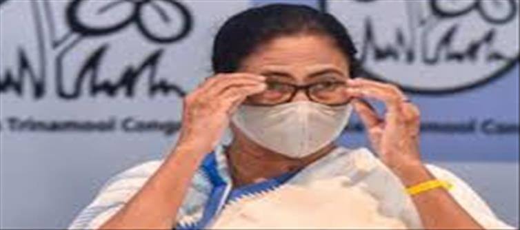 একাধিক টুইটে মমতাকে তোপ ধনখড়ের