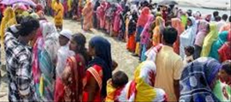 Over 60% of voters cast ballots in phase 2 of Lok Sabha election...