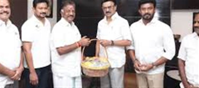 A Former CM Publicly Swears He's Not Leaving — Is Vijay's TVK Already Winning the Mind Game in Tamil Nadu?