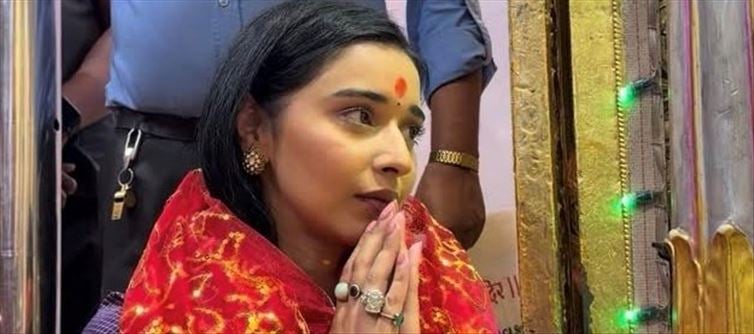 Temple Prayers by Day, Séx Toys by Night - Tanya Mittal’s Filthy Secret Just Got Reddit-Destroyed